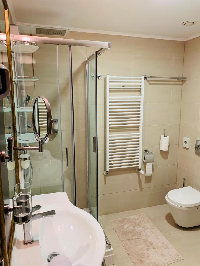 A01 Setany-Silverine Apartmanhaz-Orzoett Parkoloval بالاتونفوريد المظهر الخارجي الصورة